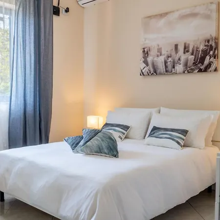 아파트 Zafferana's Pool Rueckzugsort By Interhome 제프라나에트니아